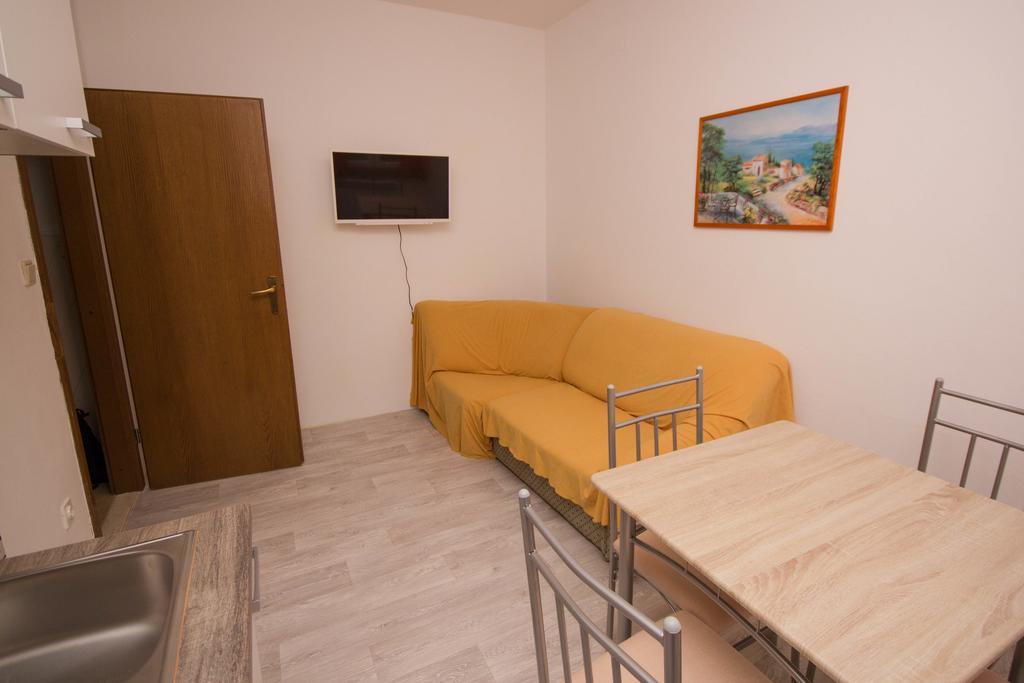 Apartments Mornar Poljica  Екстер'єр фото