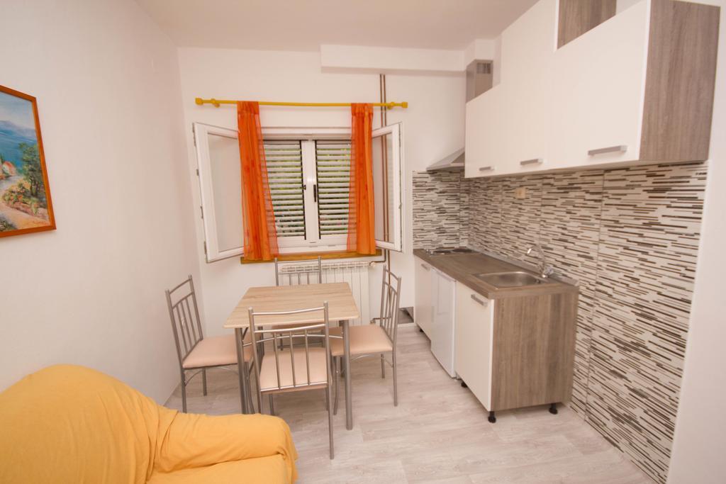 Apartments Mornar Poljica  Екстер'єр фото